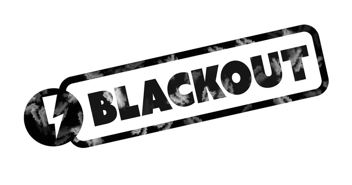 Outages Update Status - Update Bay