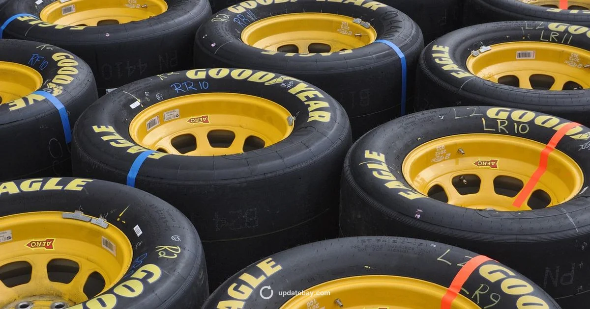 NASCAR Update - Update Bay